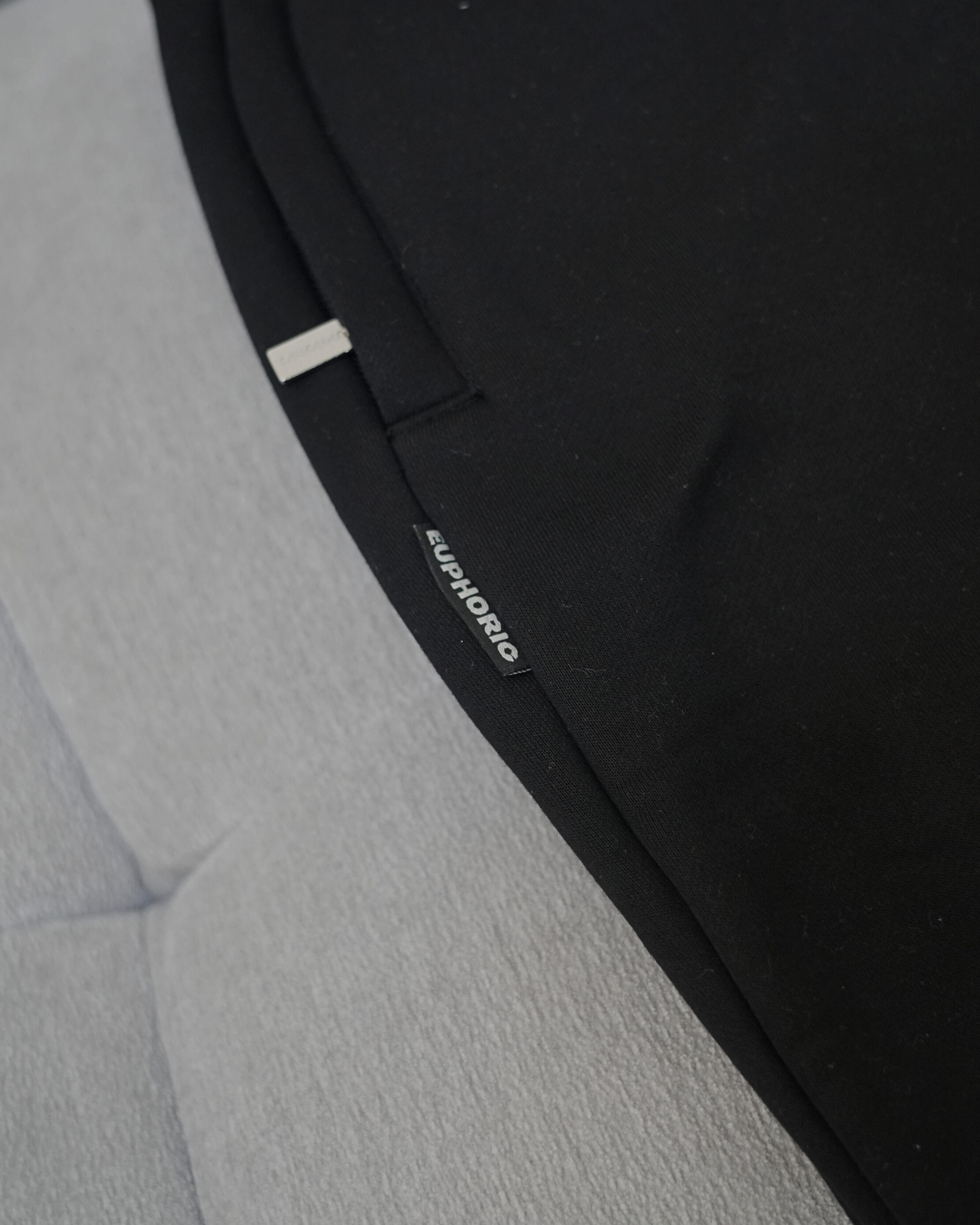 EUPHORIC ESSENTIAL SWEATPANTS. Dopamine Department (JET BLACK)