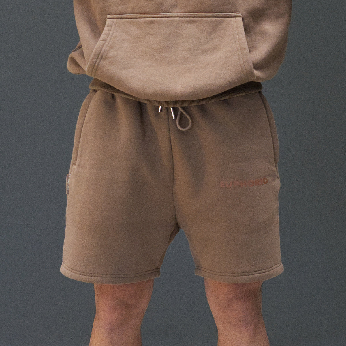 ESSENTIAL SHORTS (MOCHA)