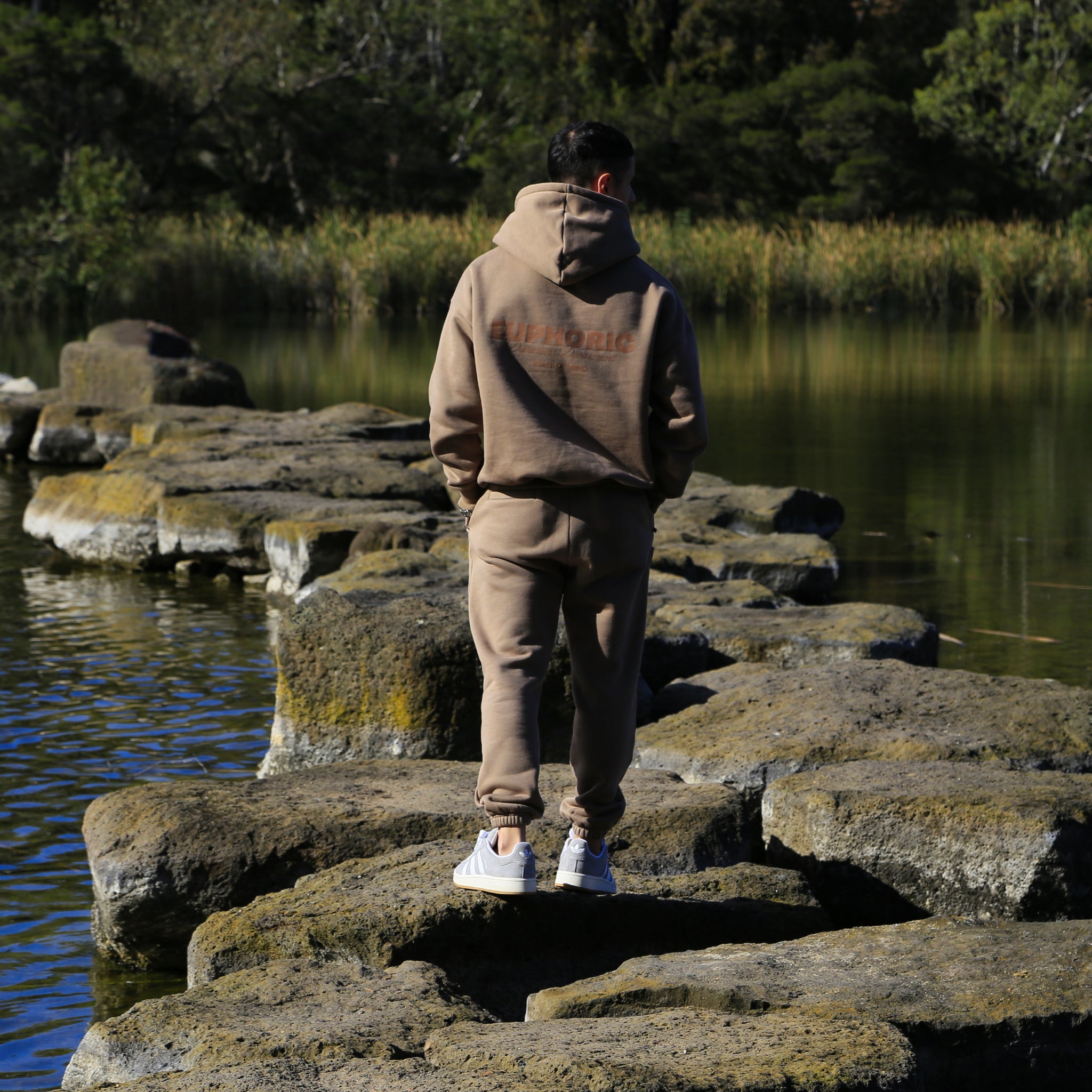 EUPHORIC ESSENTIAL TRACKSUIT SET (MOCHA)