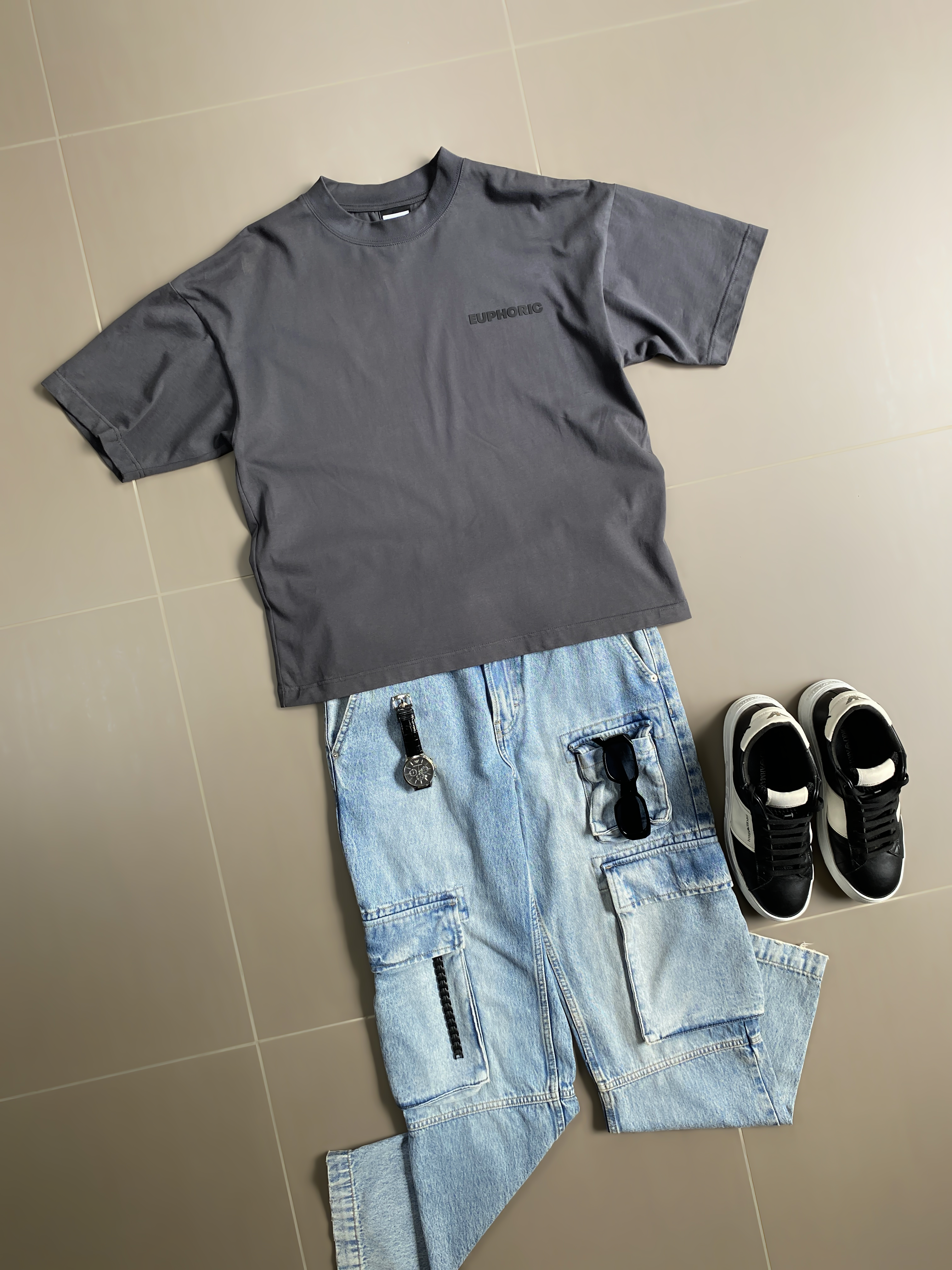 EUPHORIC DOPAMINE DEPT. T-SHIRT (POPPY SEED GREY)