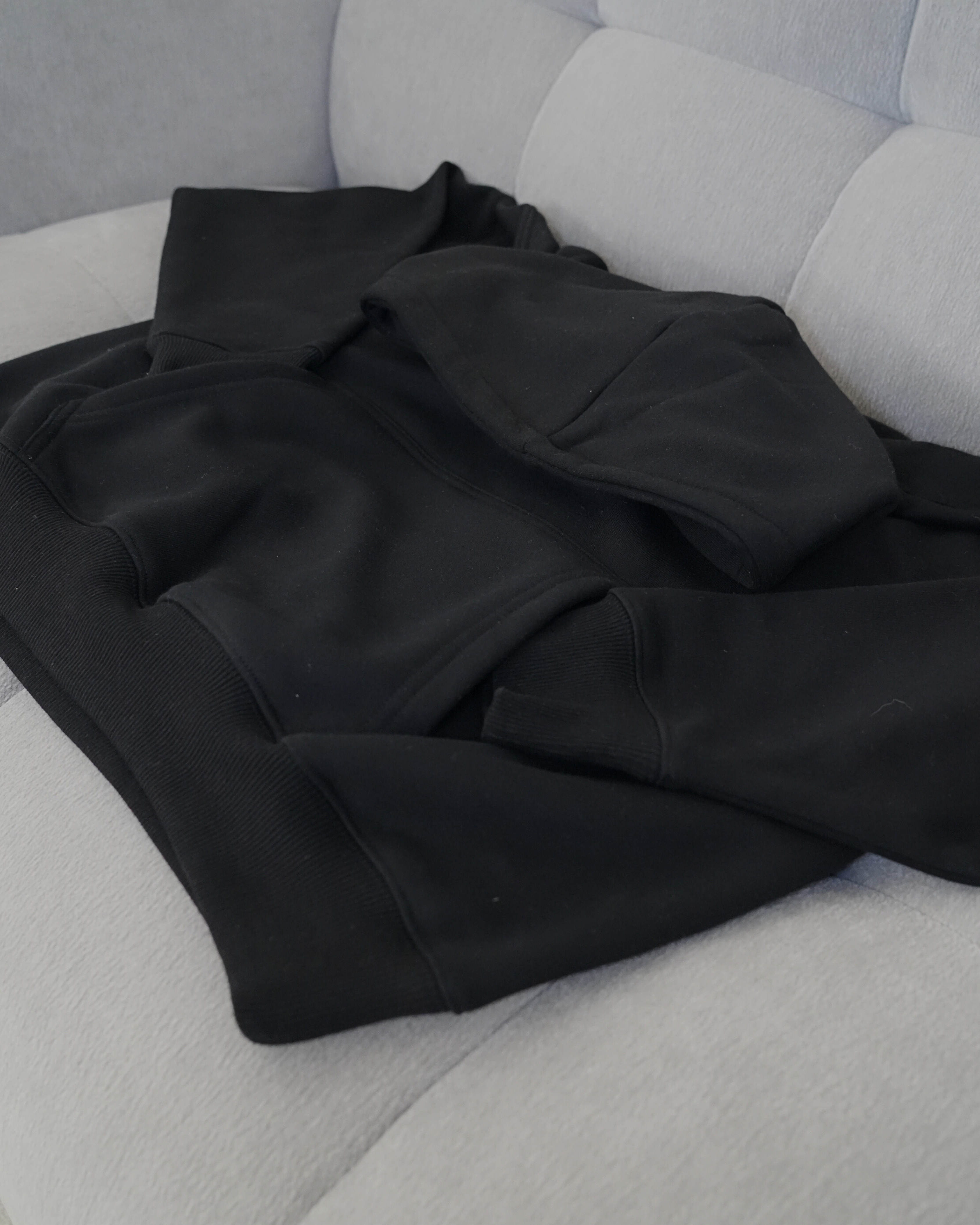 EUPHORIC ESSENTIAL HOODIE. Dopamine Department (JET BLACK)