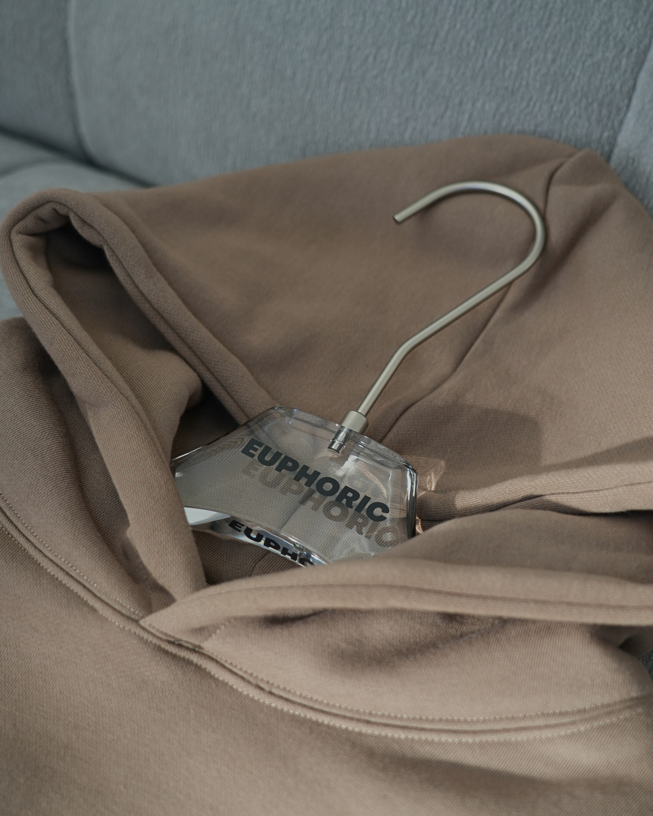 EUPHORIC COAT & PANT HANGER SET